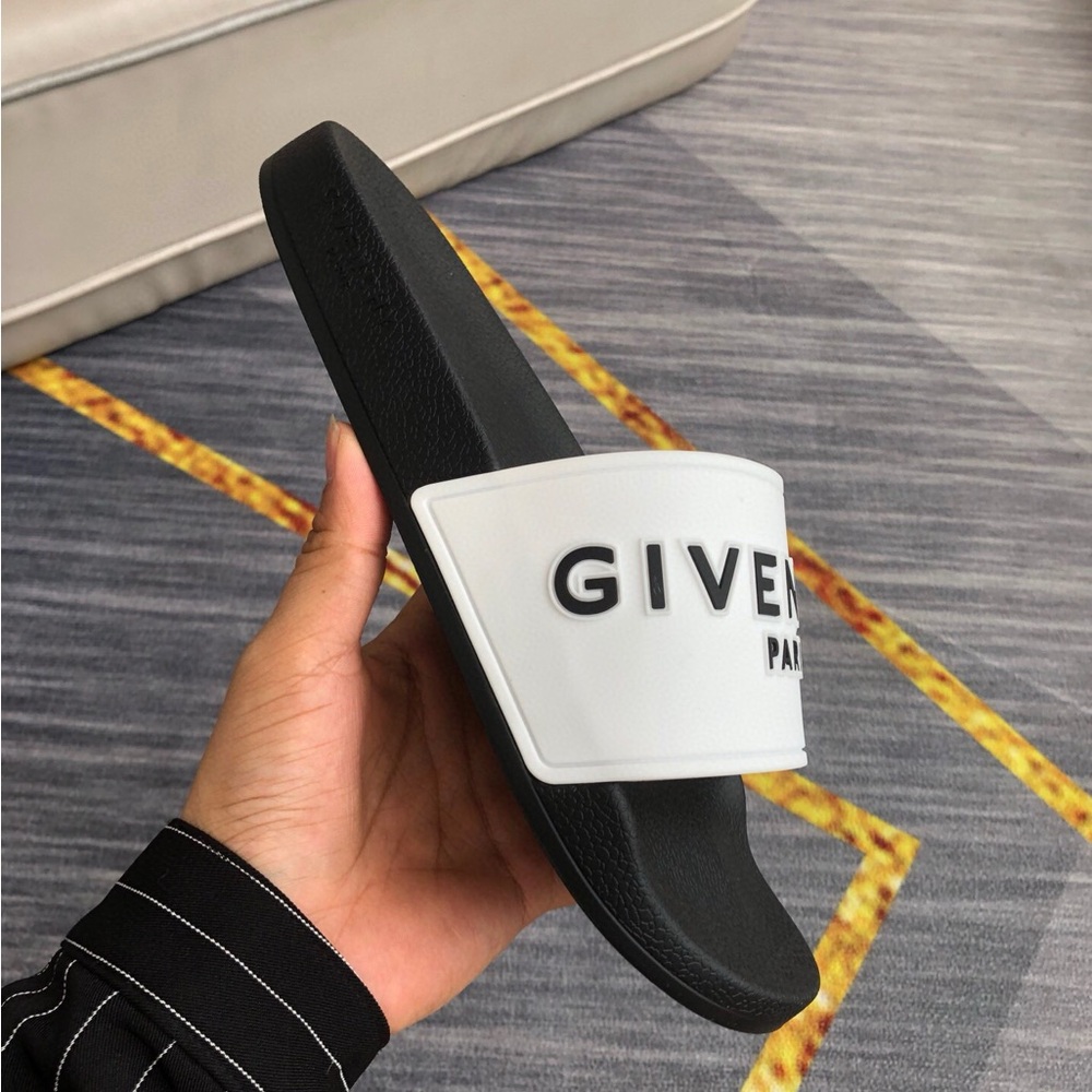 Givenchy Women’s Black and White Slides - Picture 3 of 6